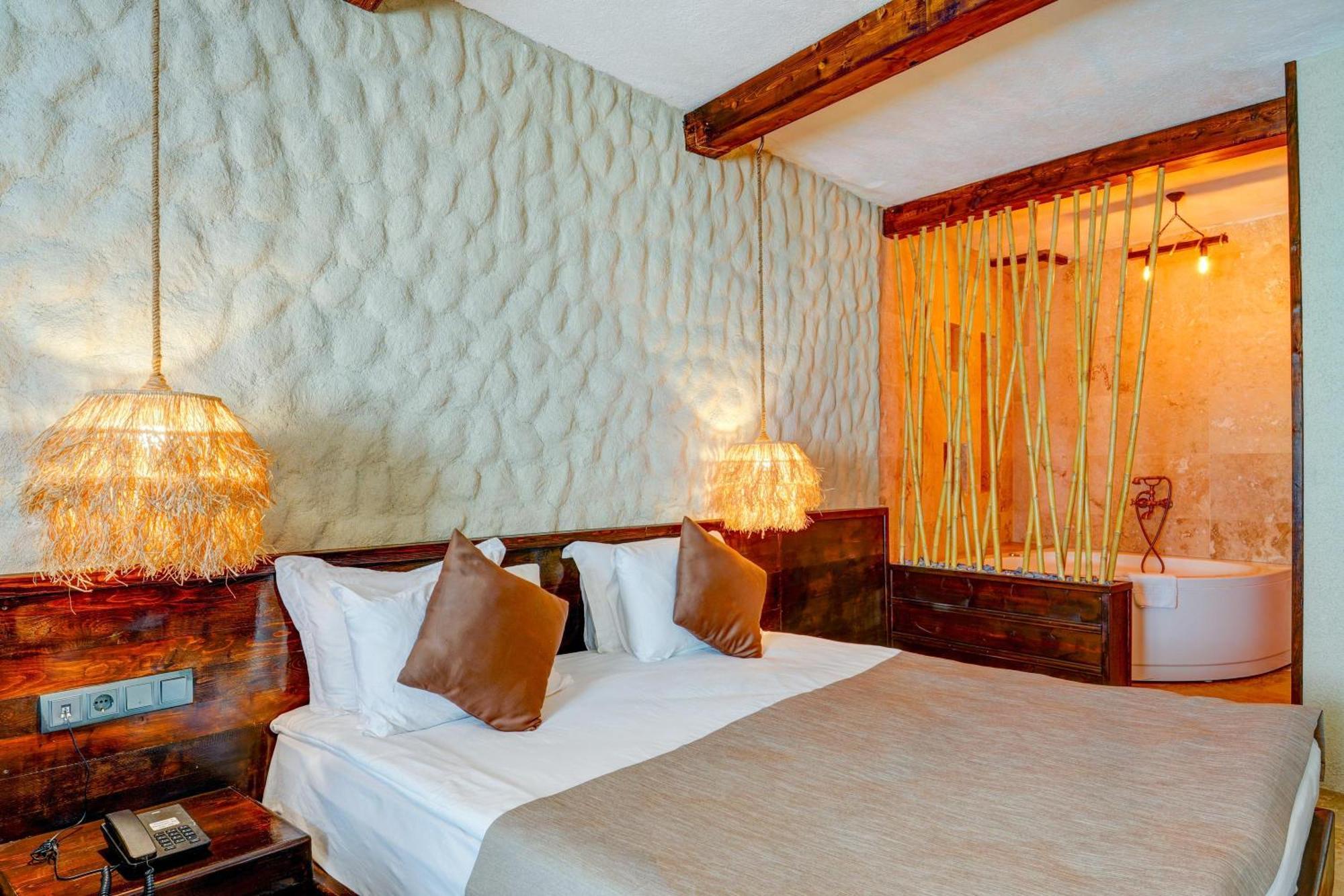 A La Mode Cappadocia Hotel Goreme Bagian luar foto