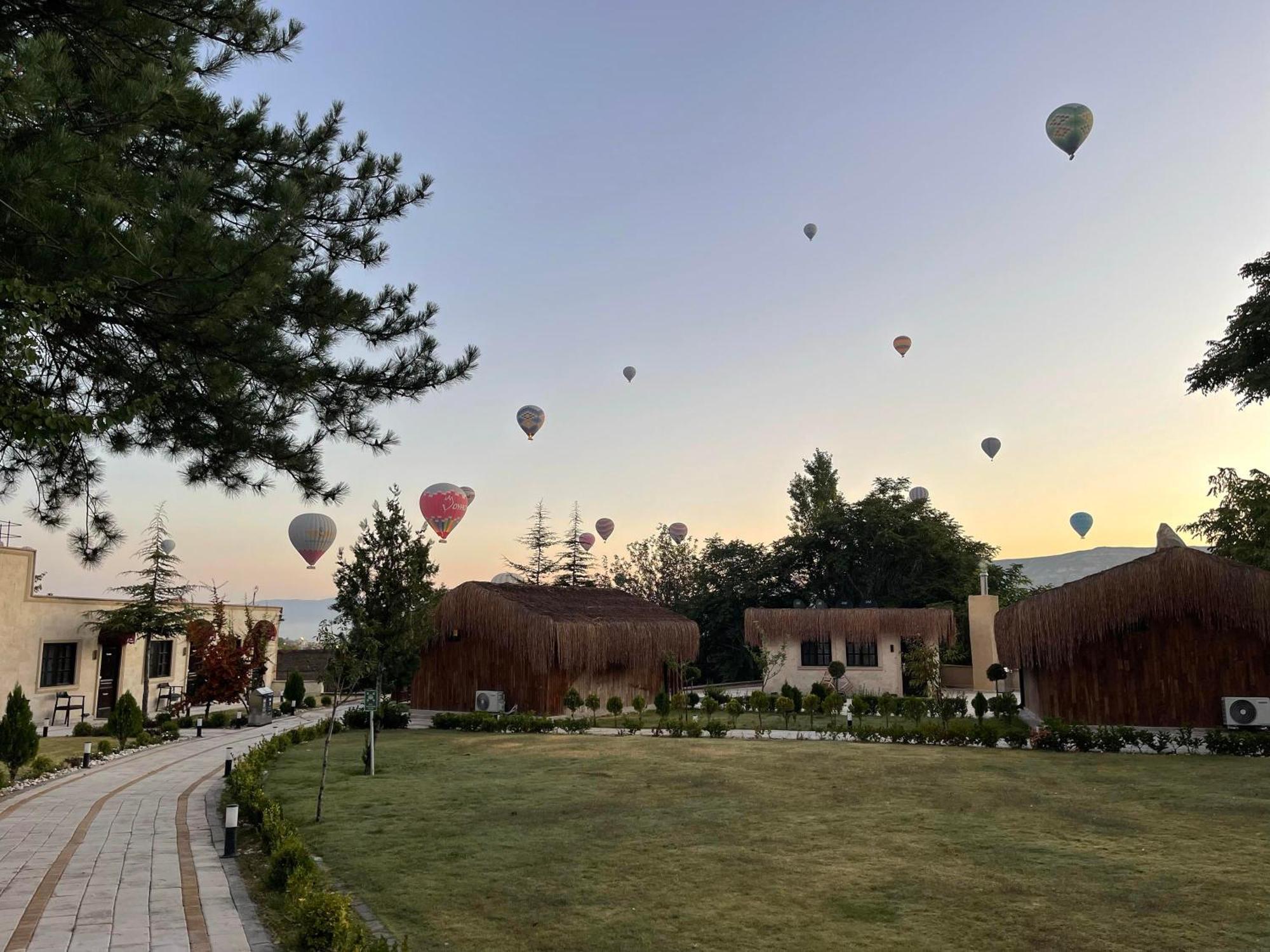 A La Mode Cappadocia Hotel Goreme Bagian luar foto